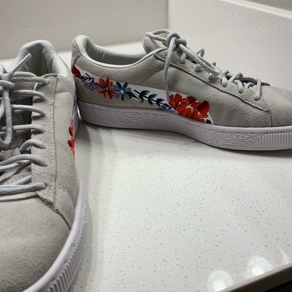 PUMA Suede Velvet Hyper EMB - Picture 4 of 6